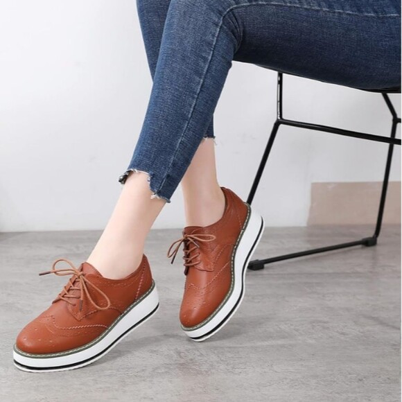 DADAWEN Brown Leather Platform Lace-Up Wingtips Oxfords Shoe Size 40 (9.5) EUC - Picture 9 of 11